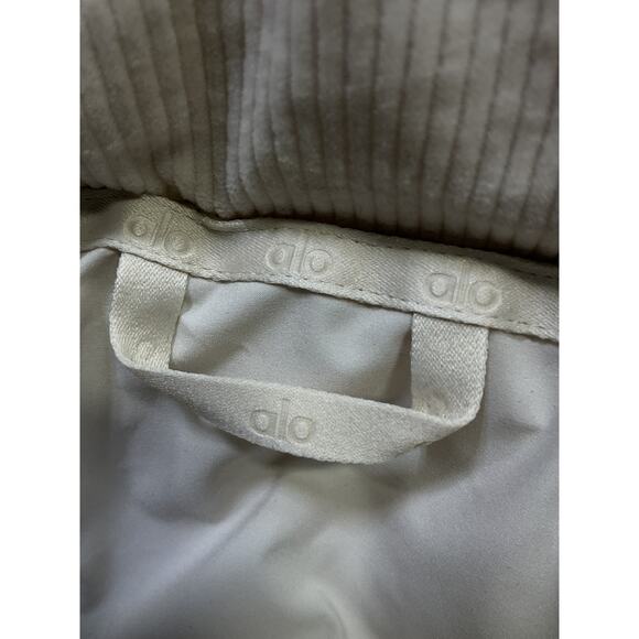 ALO Yoga Cream Corduroy Puffer Jacket - Picture 4 of 4